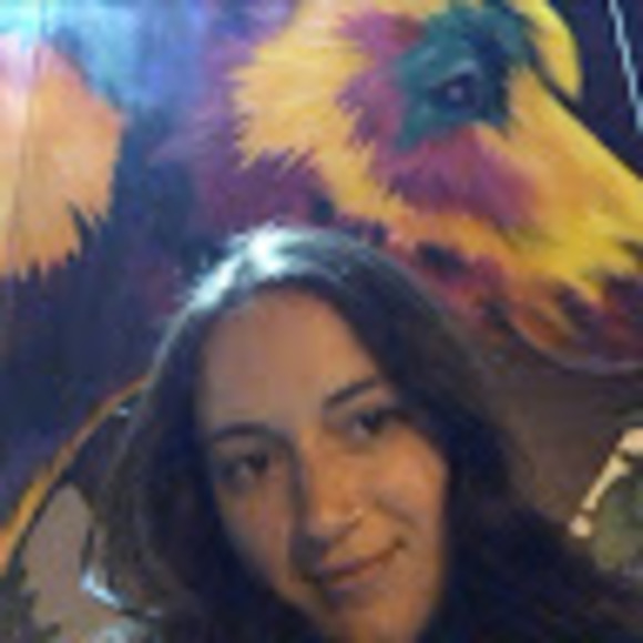 Profile Picture of Leila Daoud (@012101leila) on Poshmark