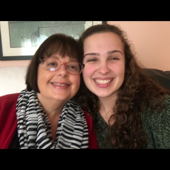 Profile Picture of Patricia Uhland (@pattyuhland) on Poshmark