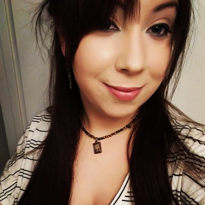 Profile Picture of Brandy Hull (@BrandyHull93) on Twitter