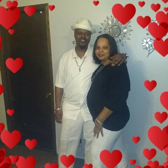 Profile Picture of Carl Freeman (@beastking77) on Poshmark