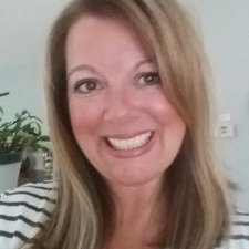 Profile Picture of Dr. Amy Gajewski (@amygajewski) on Twitter