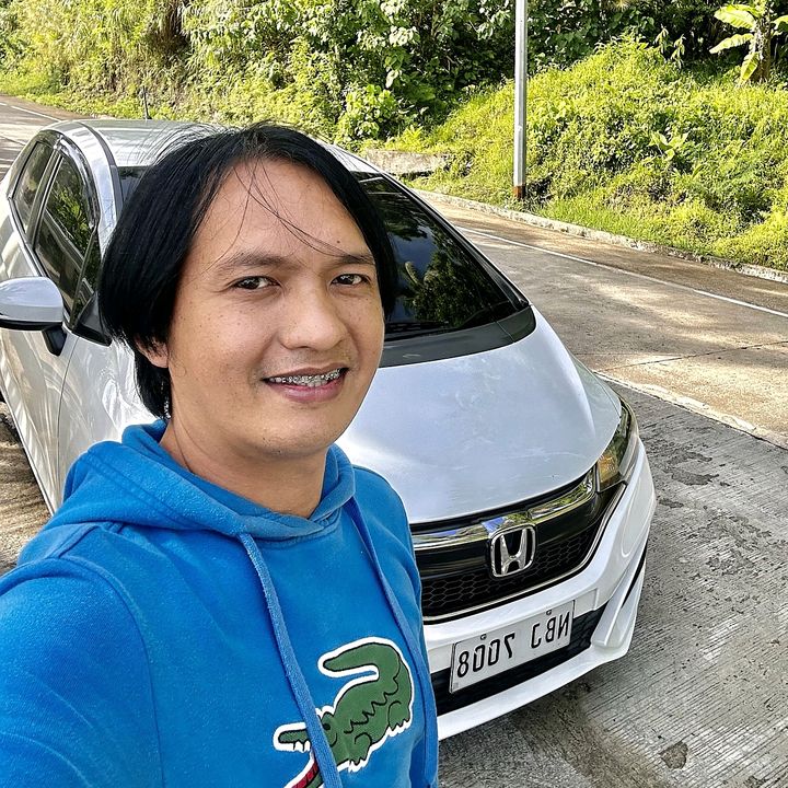 Profile Picture of James Tan (@jameslorio) on Tiktok