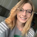 Profile Picture of Kara Becker (@karakurnkara) on Instagram