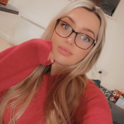 Profile Picture of Lauren Shellshear (@LShellshear) on Twitter
