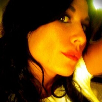 Profile Picture of Cassandra Pinto (@cassandracomplx) on Twitter