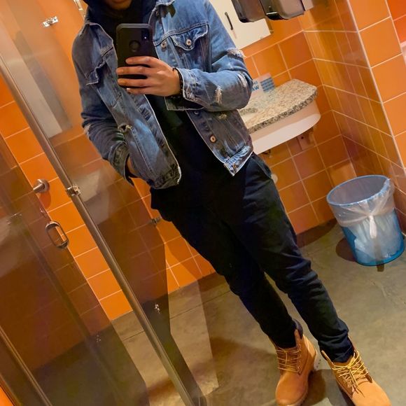Profile Picture of Pernell Pope (@pernellpope24) on Poshmark