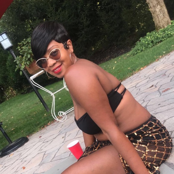 Profile Picture of Precious Hicks (@saniariel15) on Poshmark