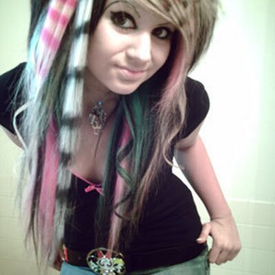 Profile Picture of Misty Carver (@hatchetgurl93) on Twitter