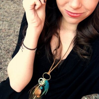 Profile Picture of Hanna Grace Mathews (@LoveHannaGrace) on Twitter