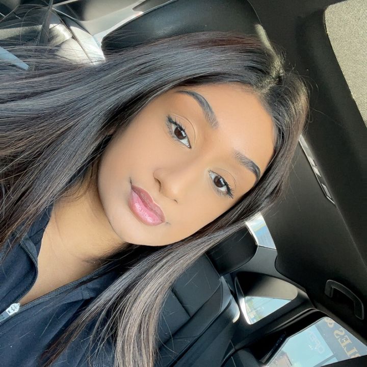 Profile Picture of christinamd_ (@christinamd_) on Tiktok