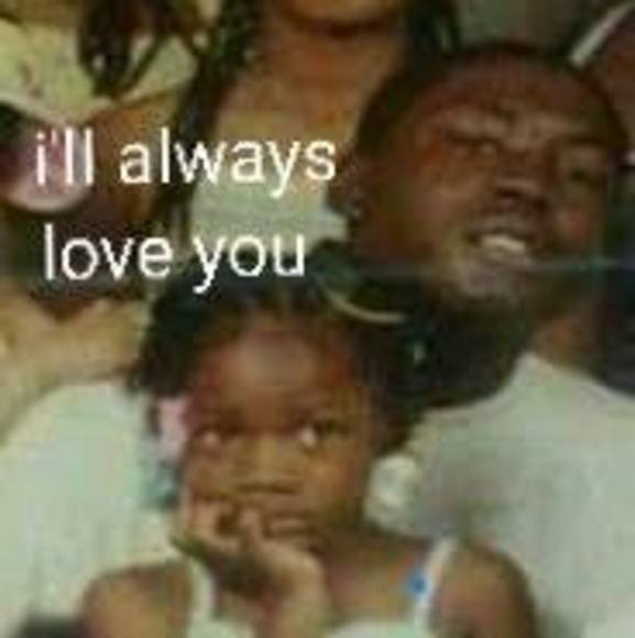 Profile Picture of Ariel Dunlap (@soreal33) on Poshmark