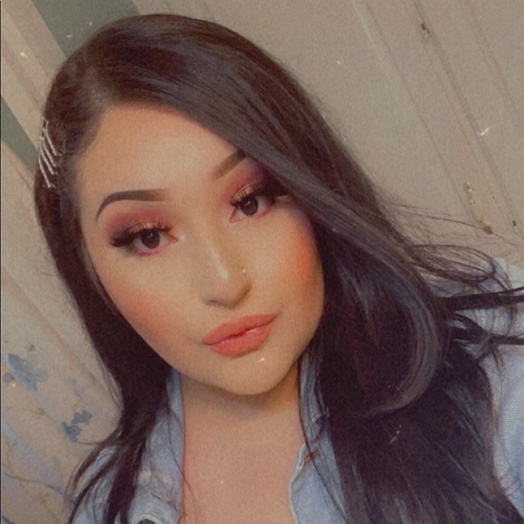 Profile Picture of Ciera Rodriguez (@cieraaluvv) on Poshmark