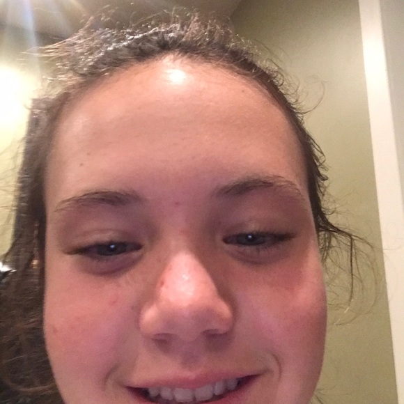 Profile Picture of Anna Dinacci (@adinacci) on Poshmark