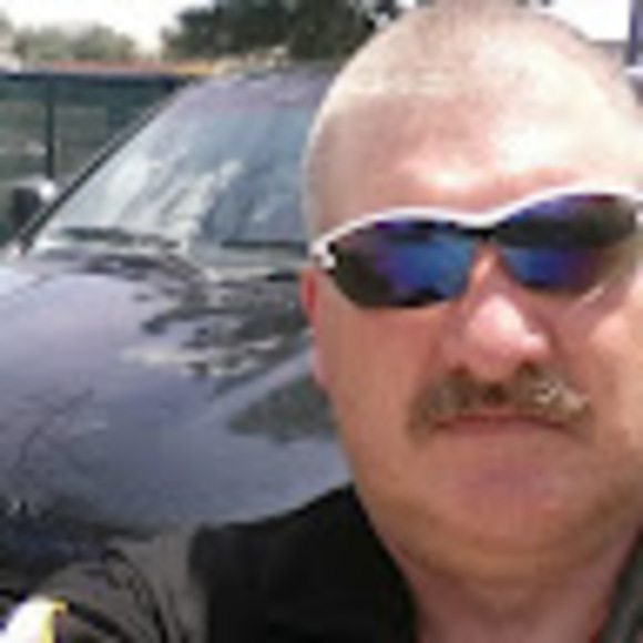 Profile Picture of Glenn Gibbs (@glennagibbsjr) on Poshmark