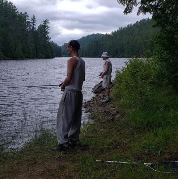 Profile Picture of Robert Gurney (@robertgurney) on Poshmark