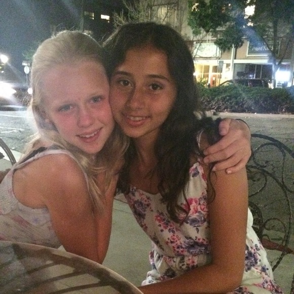 Profile Picture of Rohini Govier (@rohinigovierr) on Poshmark