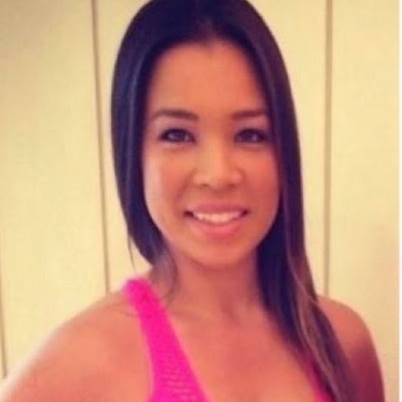 Profile Picture of Heather Jue (@heatherjue) on Poshmark
