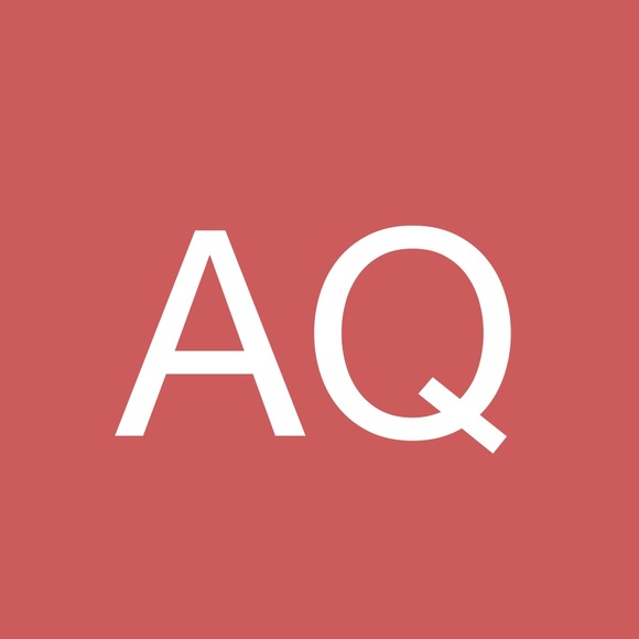 Profile Picture of Alexa Quattrocchi (@alexa1525) on Poshmark