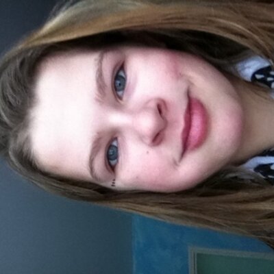 Profile Picture of Julie Marin (@juliemarin11) on Twitter