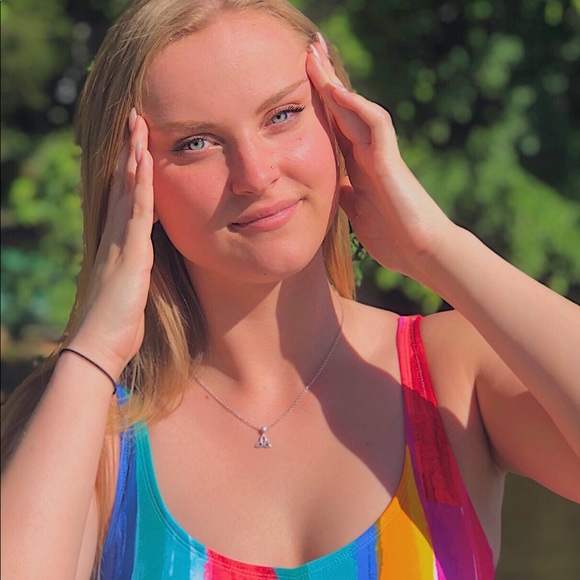 Profile Picture of Juliana Hummert (@julianahummert) on Poshmark