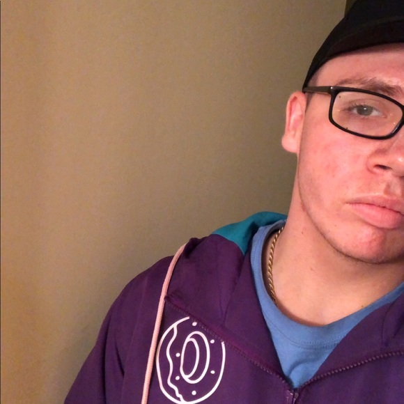 Profile Picture of Mark Kulavic (@markkulavic) on Poshmark