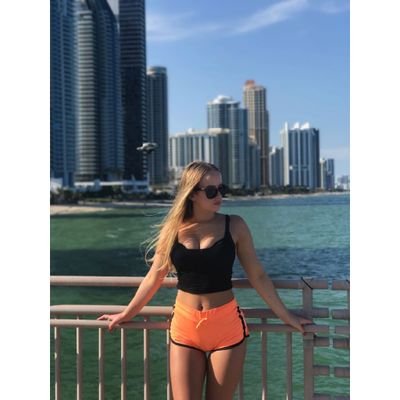 Profile Picture of Joanna (@Jowilkinson101) on Twitter