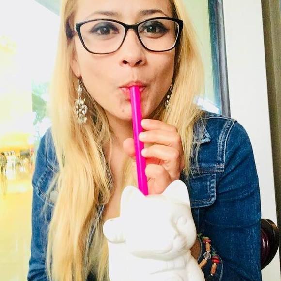 Profile Picture of Carito Taba (@caritotaba) on Poshmark