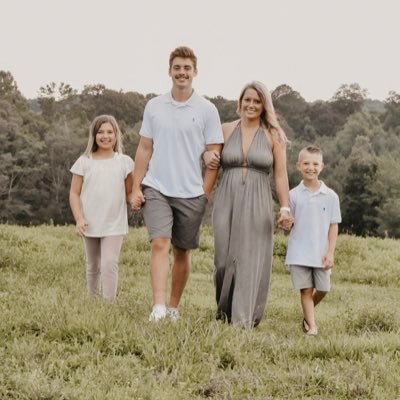 Profile Picture of Amber Thacker (@Ambo_Thacker) on Twitter