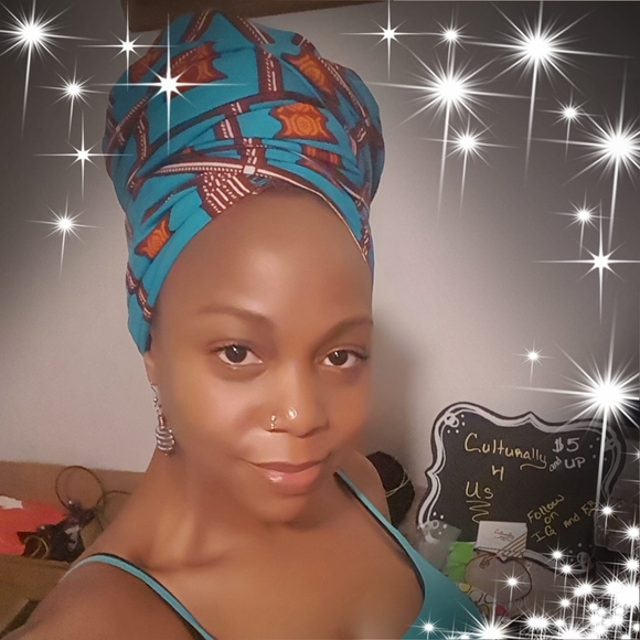 Profile Picture of Cheetara Cheetara (@cheetara) on Poshmark