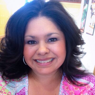 Profile Picture of Stacy Olmedo (@stacy_olmedo) on Twitter