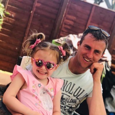 Profile Picture of Mark Blake (@BlakeEfc) on Twitter