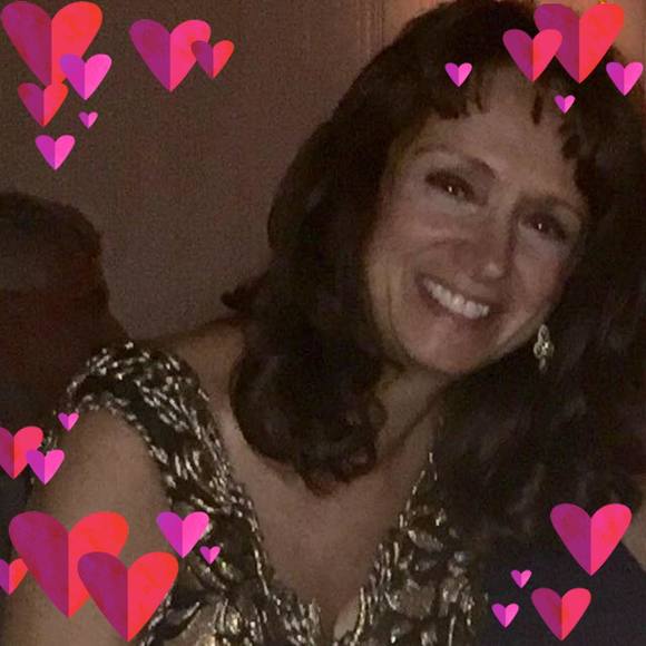 Profile Picture of Joann Cocozzelli glassberg (@joann228) on Poshmark