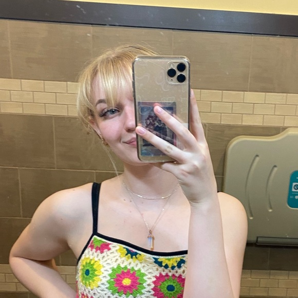 Profile Picture of Grace Flinn (@graceflinn) on Poshmark