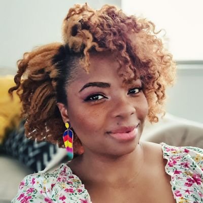 Profile Picture of Isabelle  Masado (@bellahappyfeet) on Twitter