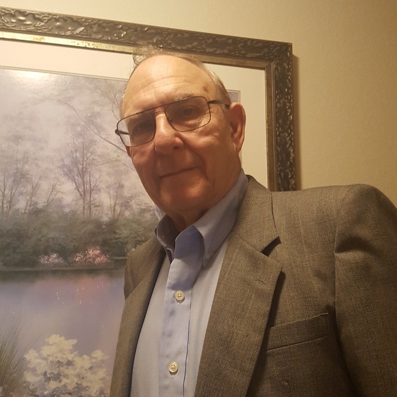 Profile Picture of Larry Reynolds (@larryreyn845) on Poshmark