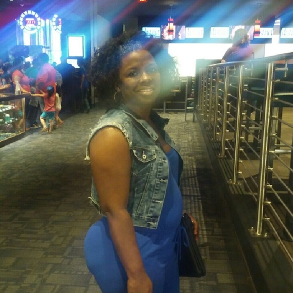 Profile Picture of Yolanda Rawls (@yolandar1972) on Poshmark