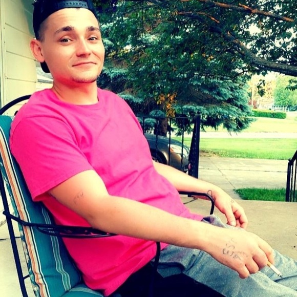 Profile Picture of Bradley Conklin (@bradleyc19xx) on Poshmark