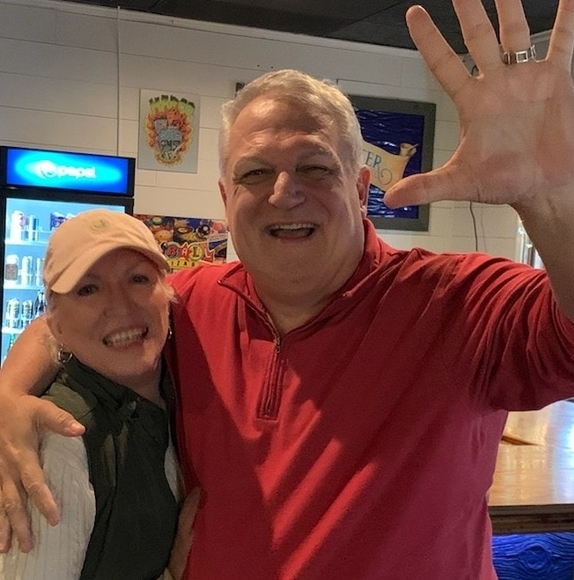 Profile Picture of Robyn Gill (@flamingoreg) on Poshmark