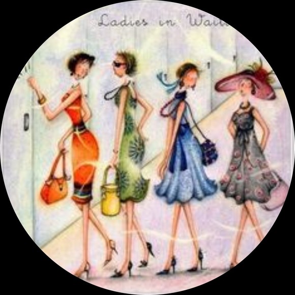 Profile Picture of Deborah Mccarthy (@luxlondonthrift) on Poshmark