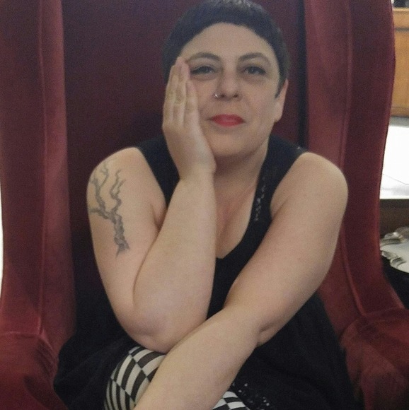 Profile Picture of Christina Siegle (@cmlaramee6) on Poshmark