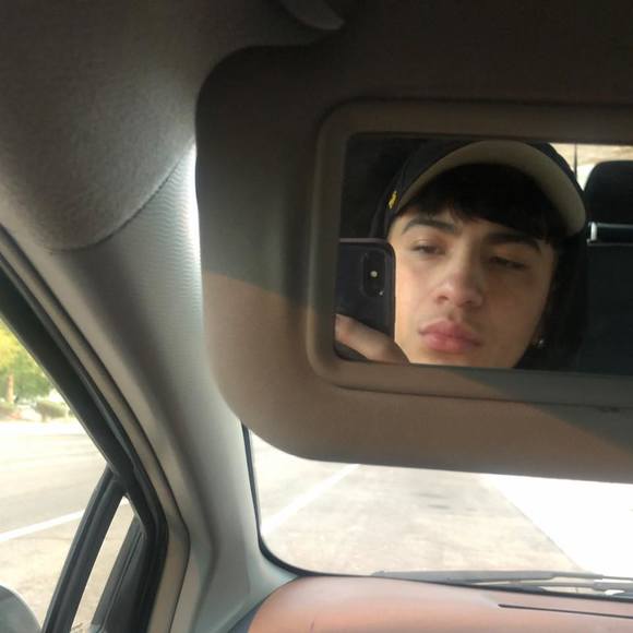 Profile Picture of Steve Jimenez (@stebeyx) on Poshmark