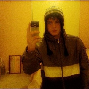 Profile Picture of Brett Britton (@br3ttb0y) on Myspace