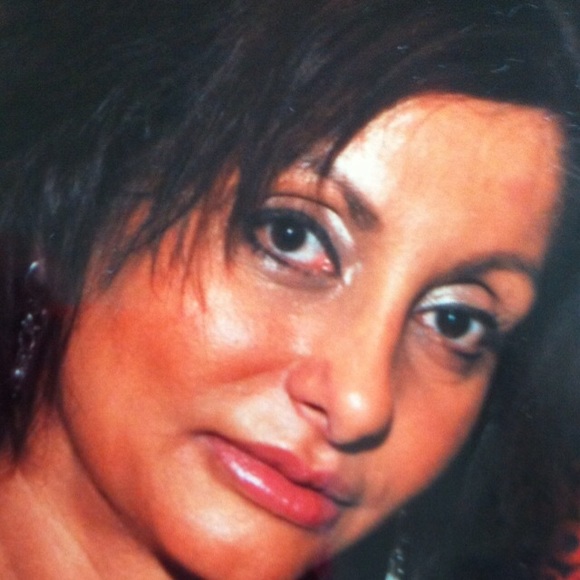 Profile Picture of Gita Fulwiler (@gitafulwiler) on Poshmark