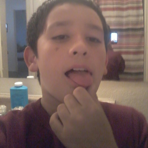 Profile Picture of Catherine Gonzalez (@catherinegon363) on Poshmark