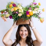 Profile Picture of Lindsey I Farmer Florist (@farm_truck_flowers) on Instagram