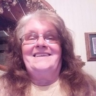 Profile Picture of Gloria June Weber (@GloriaJuneWebe1) on Twitter