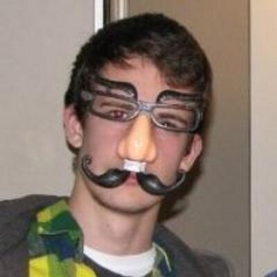 Profile Picture of Michael Eaves (@Cheaves_) on Twitter