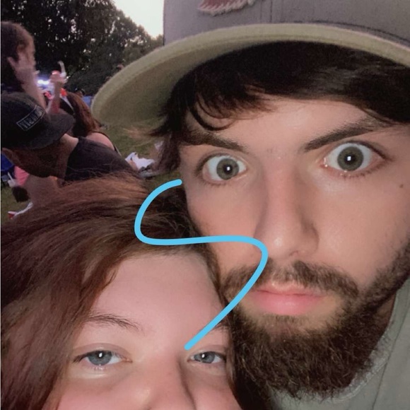 Profile Picture of Randy Tyner (@randytyner672) on Poshmark