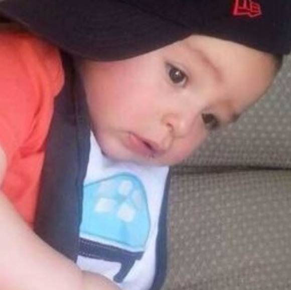 Profile Picture of Arlette Kulikov (@arlettekulikov) on Poshmark