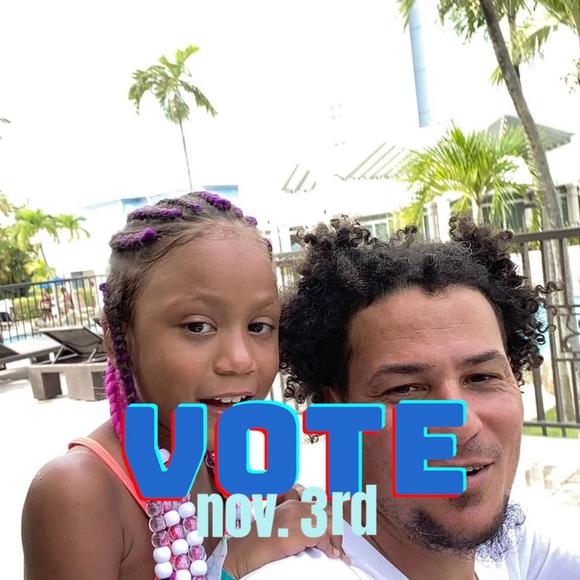 Profile Picture of Harry miguel Marmolejos (@miguel1978hmm) on Poshmark